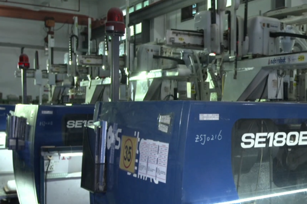 ����ע��ģ�߳�